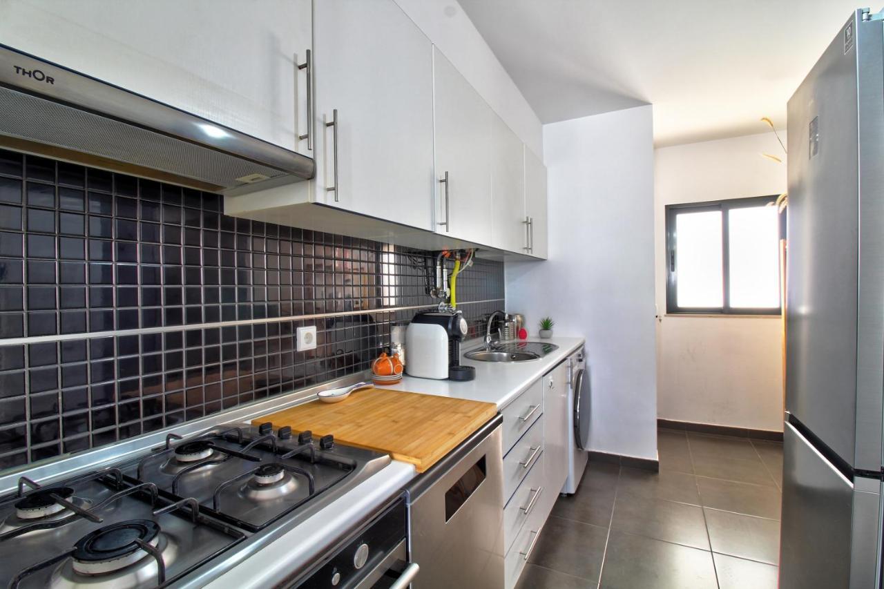 Ferienwohnung Center Location, Ac, Swimming Pool, And Parking Olhão Exterior foto