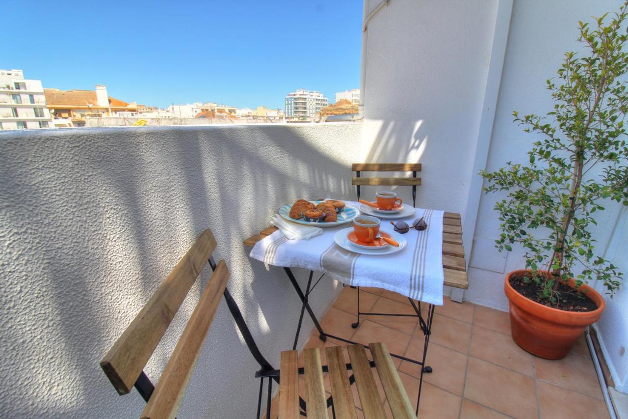 Ferienwohnung Center Location, Ac, Swimming Pool, And Parking Olhão Exterior foto